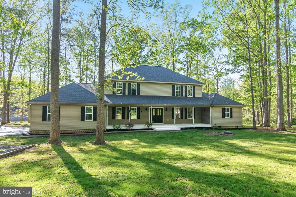 7905 E E ROBERT E LEE CT, Spotsylvania, VA 22551
