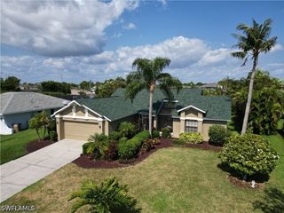 3749 SW 1st PL, Cape Coral, FL 33914
