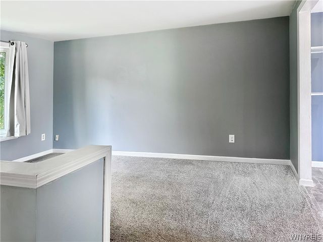 173 Oakhill Drive, Hamburg, NY 14075