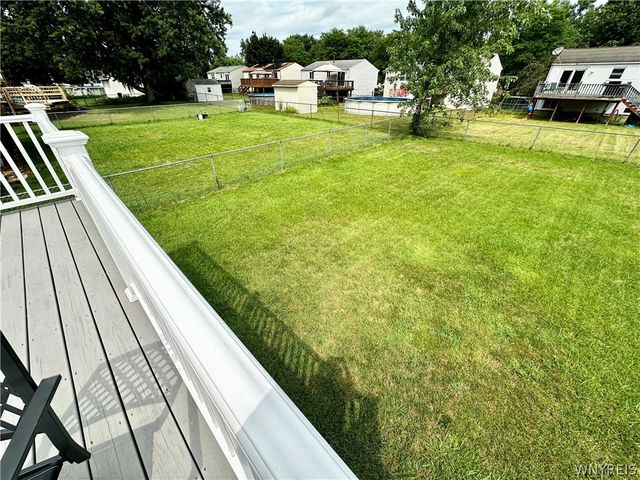 173 Oakhill Drive, Hamburg, NY 14075