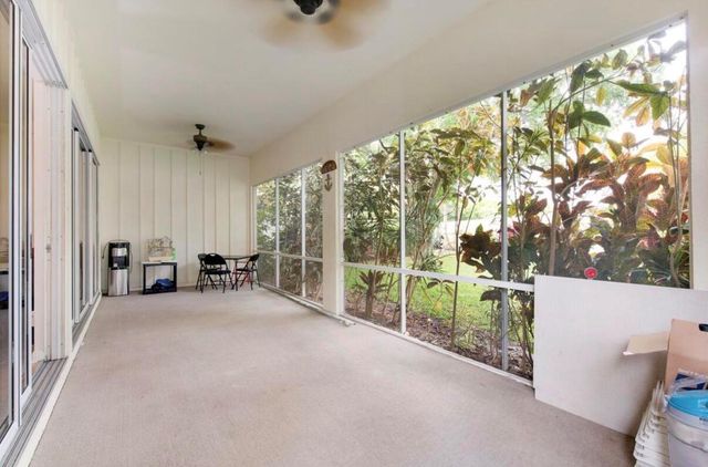 1092 Bedford Avenue, Palm Beach Gardens, FL 33403