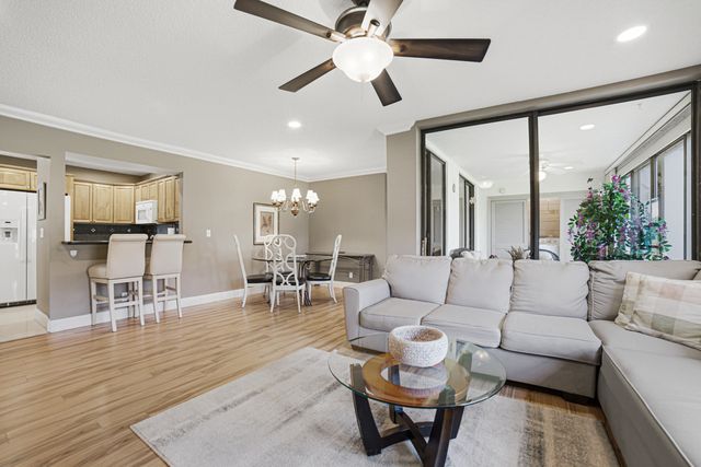 5475 Verona E, Boynton Beach, FL 33437