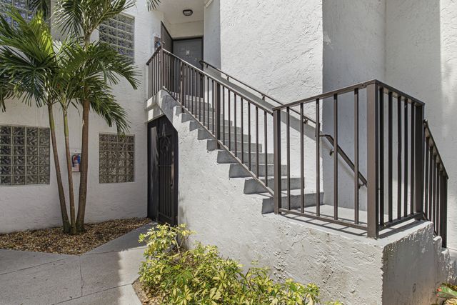 5475 Verona E, Boynton Beach, FL 33437