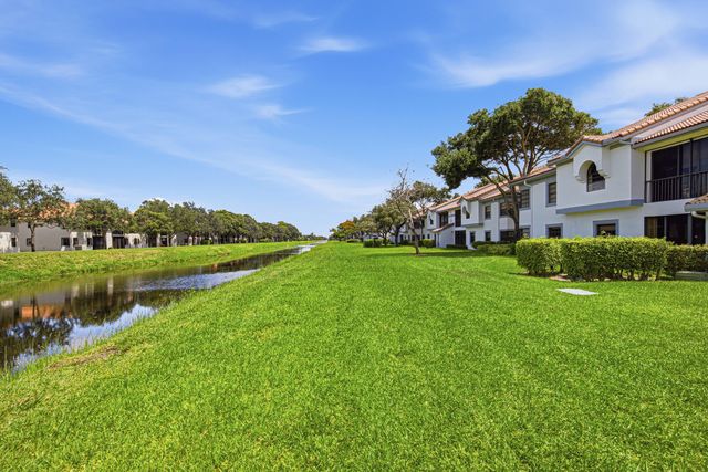 5475 Verona E, Boynton Beach, FL 33437