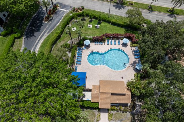 5475 Verona E, Boynton Beach, FL 33437