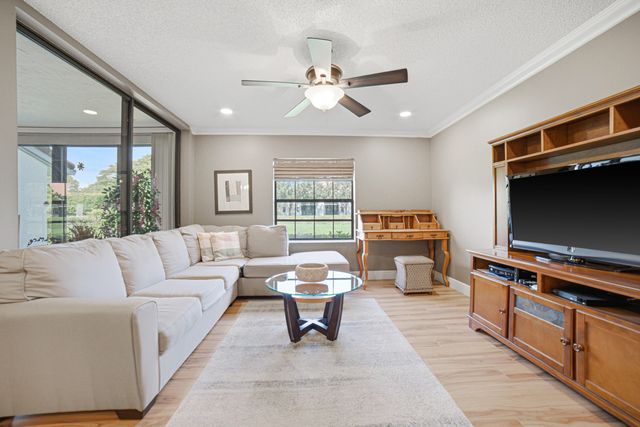 5475 Verona E, Boynton Beach, FL 33437