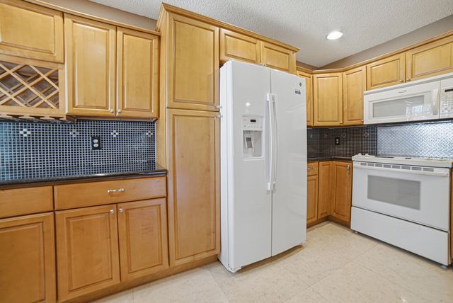 5475 Verona E, Boynton Beach, FL 33437