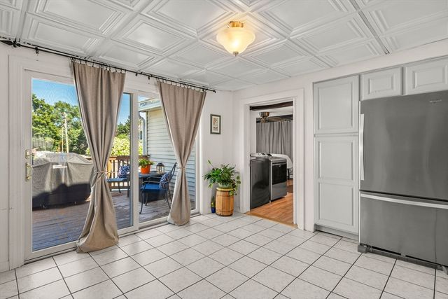 21 Burroughs St, Danvers, MA 01923
