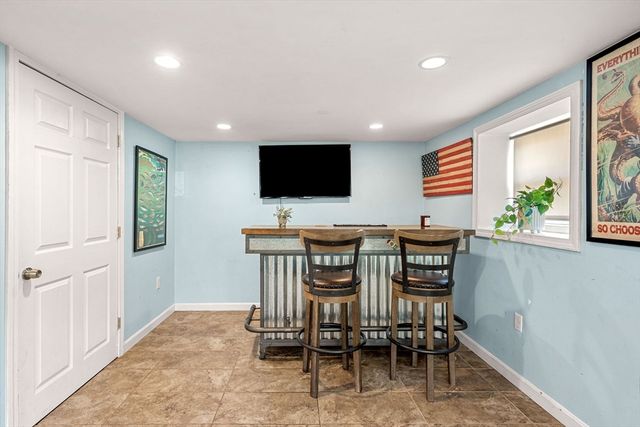 21 Burroughs St, Danvers, MA 01923
