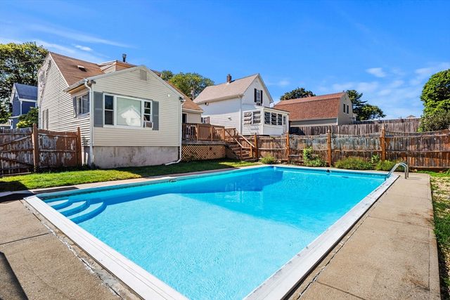 21 Burroughs St, Danvers, MA 01923