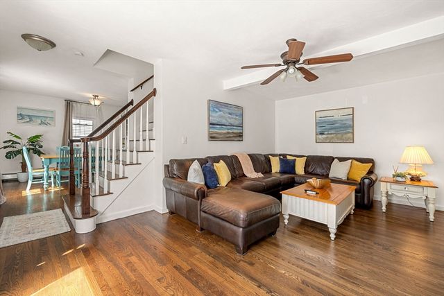 21 Burroughs St, Danvers, MA 01923