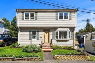 21 Burroughs St, Danvers, MA 01923