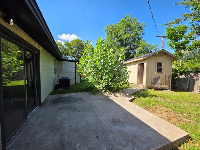 50011 Del Ra Drive, Greenville, TX 75402