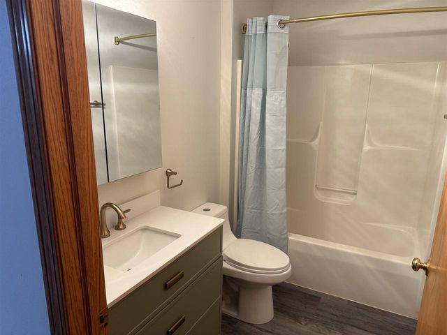 E2573 S Dutch Hollow Road, La Valle, WI 53941