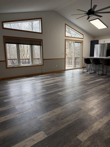 E2573 S Dutch Hollow Road, La Valle, WI 53941