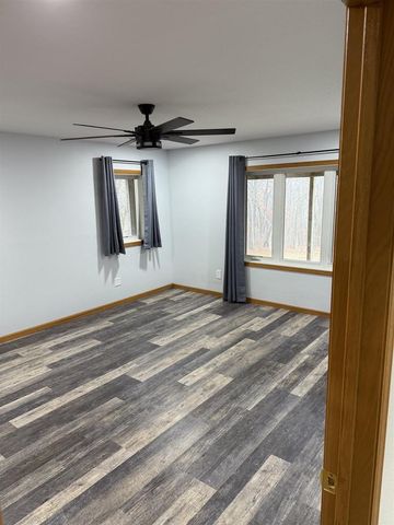 E2573 S Dutch Hollow Road, La Valle, WI 53941