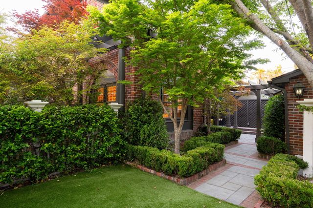56 Parkwood Avenue, Charleston, SC 29403