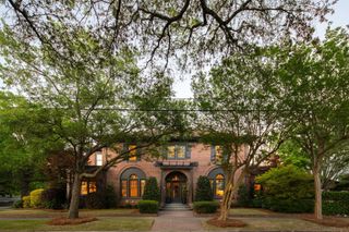 56 Parkwood Avenue, Charleston, SC 29403