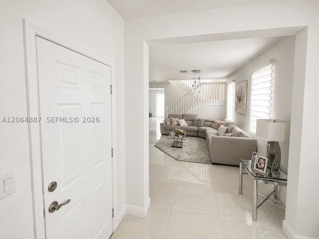 10614 W 35th Ln, Hialeah, FL 33018