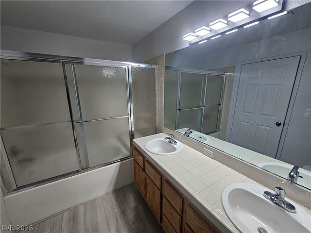 5155 West Tropicana Avenue 1019, Las Vegas, NV 89103