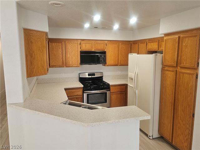 5155 West Tropicana Avenue 1019, Las Vegas, NV 89103