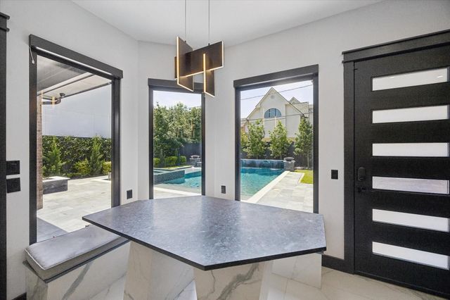 4521 Merrie Lane, Bellaire, TX 77401