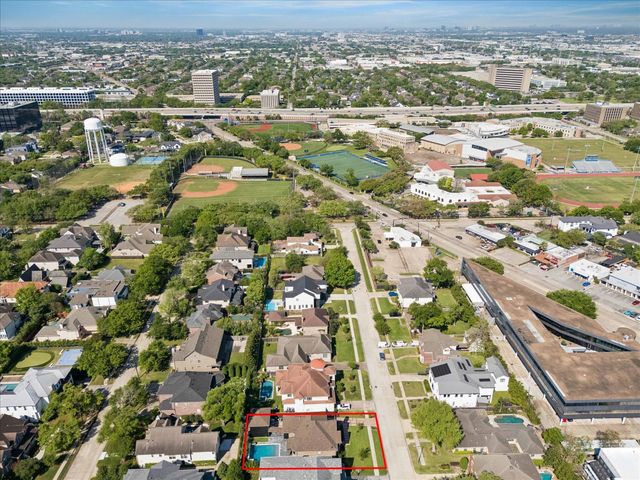4521 Merrie Lane, Bellaire, TX 77401