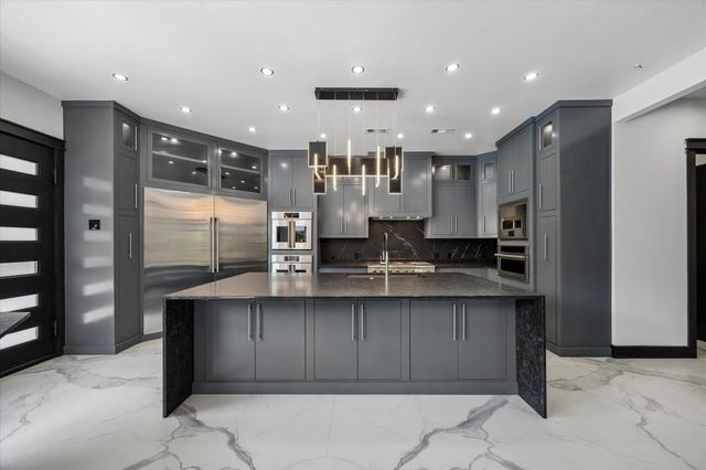 4521 Merrie Lane, Bellaire, TX 77401