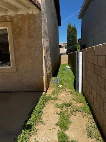 2748 Bouquet Lane, Palmdale, CA 93551