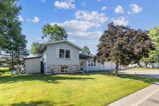 218 Jeanne Avenue E, Eden Valley, MN 55329