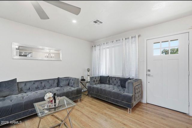 1036 W 5TH Street, Mesa, AZ 85201