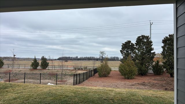 500 Scarlet Oak Rd, Lebanon, TN 37090