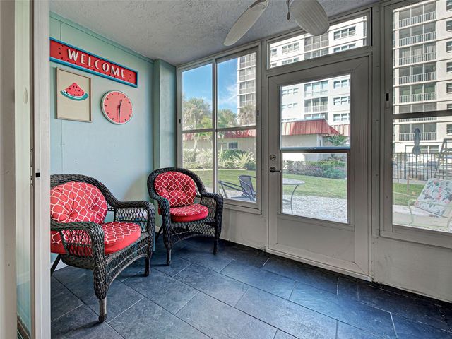 232 SAINT AUGUSTINE AVENUE 105, Venice, FL 34285