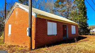 1013 Veterans Parkway, Barnesville, GA 30204