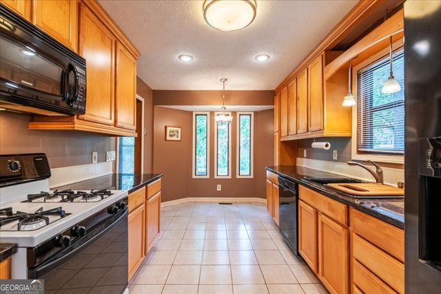 4827 Caboose Lane NW, Acworth, GA 30102