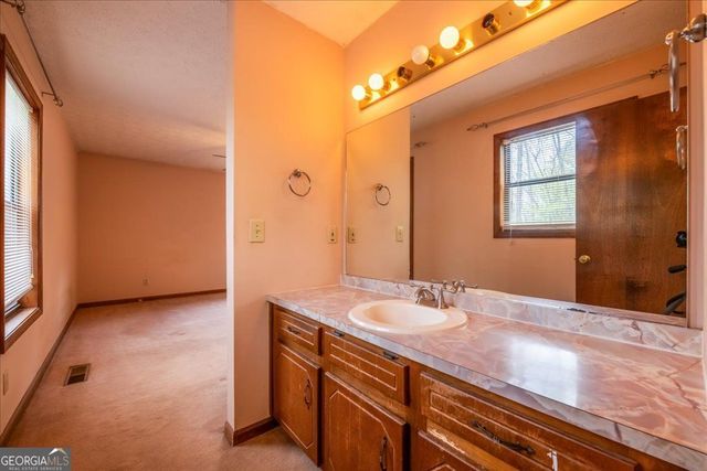 4827 Caboose Lane NW, Acworth, GA 30102