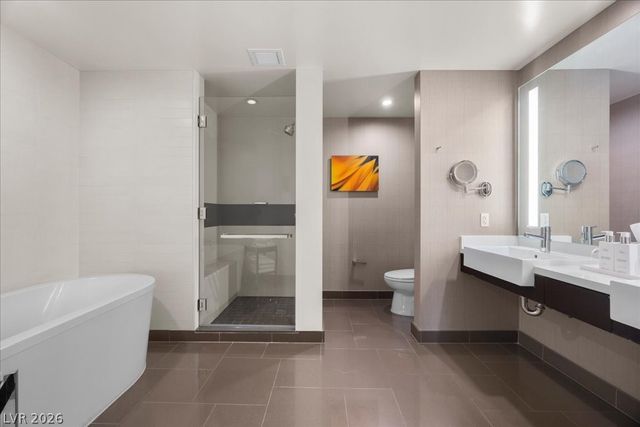 2600 West Harmon Avenue 37010, Las Vegas, NV 89158