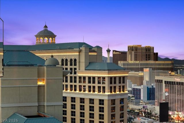 2600 West Harmon Avenue 37010, Las Vegas, NV 89158
