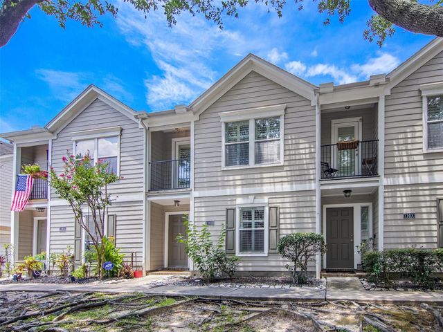 1140 W 25th Street B, Houston, TX 77008