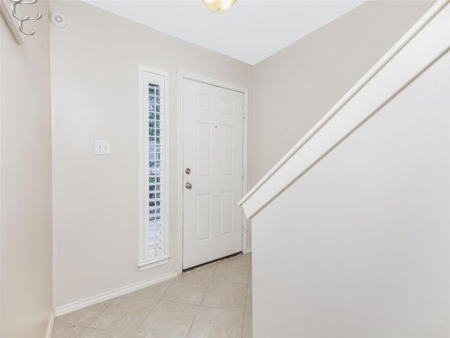 1140 W 25th Street B, Houston, TX 77008