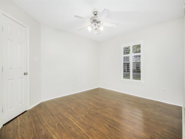 1140 W 25th Street B, Houston, TX 77008