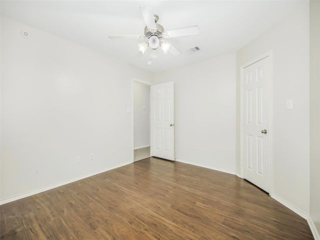 1140 W 25th Street B, Houston, TX 77008
