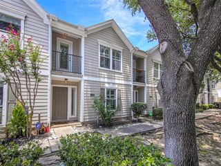 1140 W 25th Street B, Houston, TX 77008