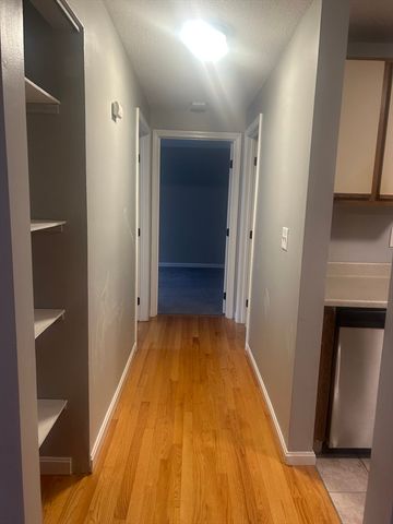 35 Longworth Ave 17, Brockton, MA 02302