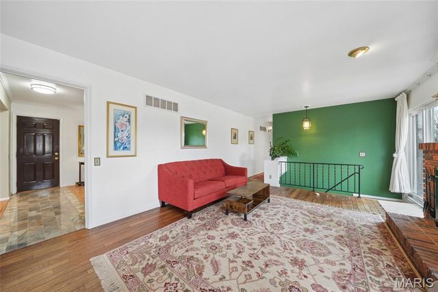 10688 Gravois Road, St Louis, MO 63123