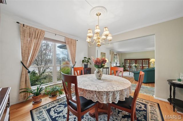 10688 Gravois Road, St Louis, MO 63123