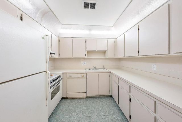 2638 Gately Drive E 45, West Palm Beach, FL 33415