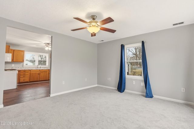 5306 Clover Ave, Louisville, KY 40272