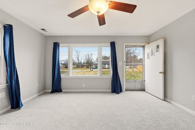 5306 Clover Ave, Louisville, KY 40272