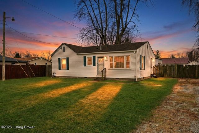 5306 Clover Ave, Louisville, KY 40272